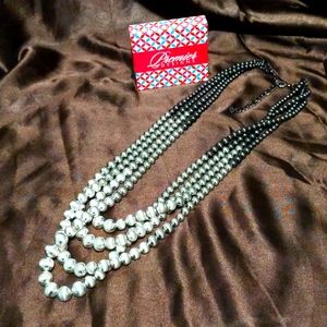 Premier design necklace